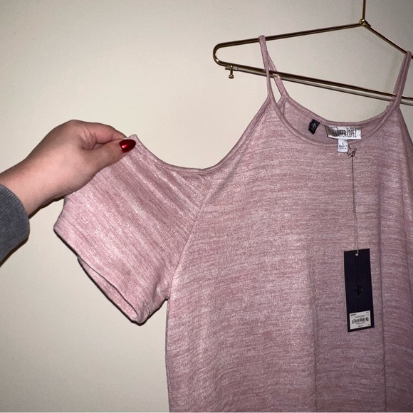 Jennifer Lopez JLO Pink Shimmer Cold Shoulder Top NWT – Large - Picture 6 of 8